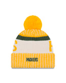 new,england,green bay packers,nfl,2017,on-field,on field,sideline,sport,knit hat,cap,headwear,clothing accessories,winter gear,beanie,skullie