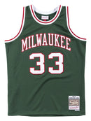 Milwaukee Bucks Away 1970-71 Kareem Abdul-Jabbar Swingman Jersey