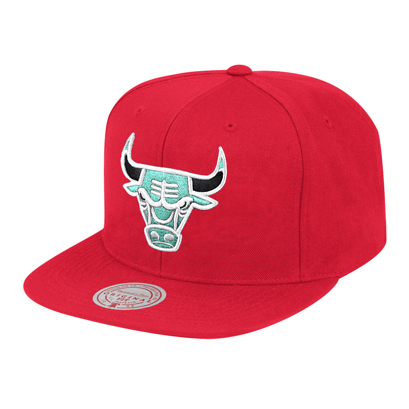 Chicago Bulls Inverted Team Color Snapback Cap