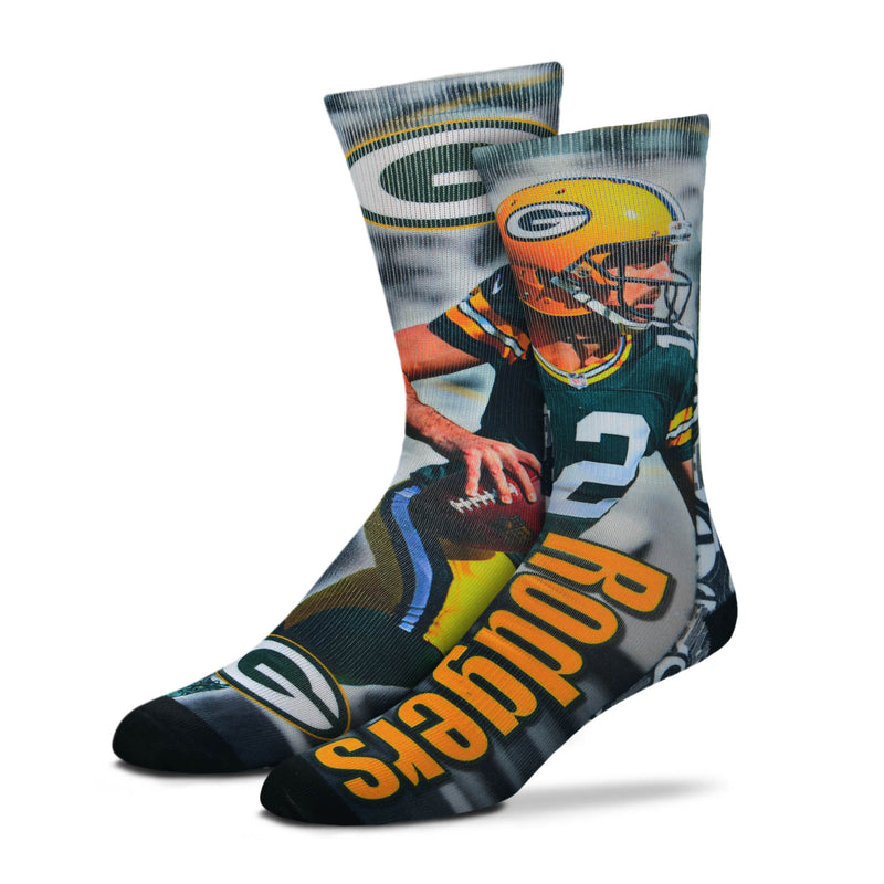 for,bare,feet,green bay packers,aaron rodgers,2018,player,montage,socks,footwear,clothing accessories