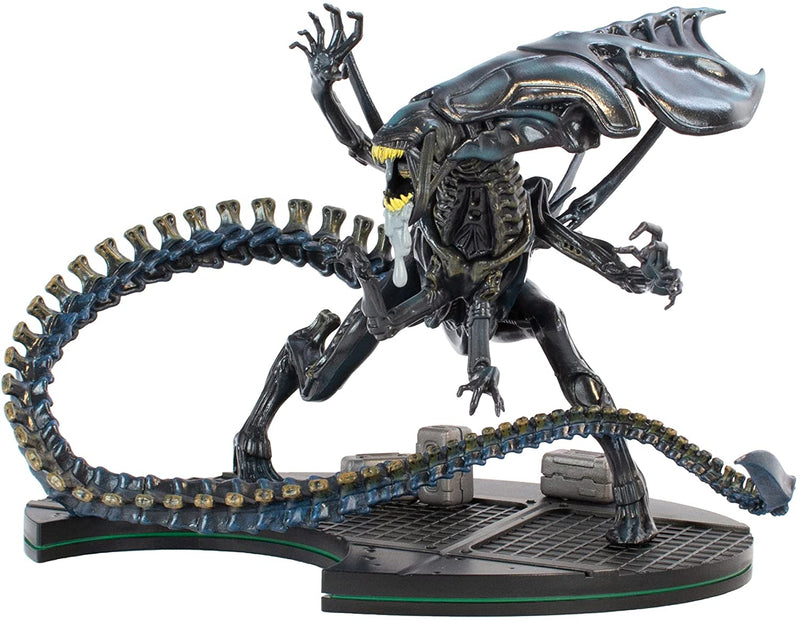 Aliens Alien Queen Q-Fig Max Elite