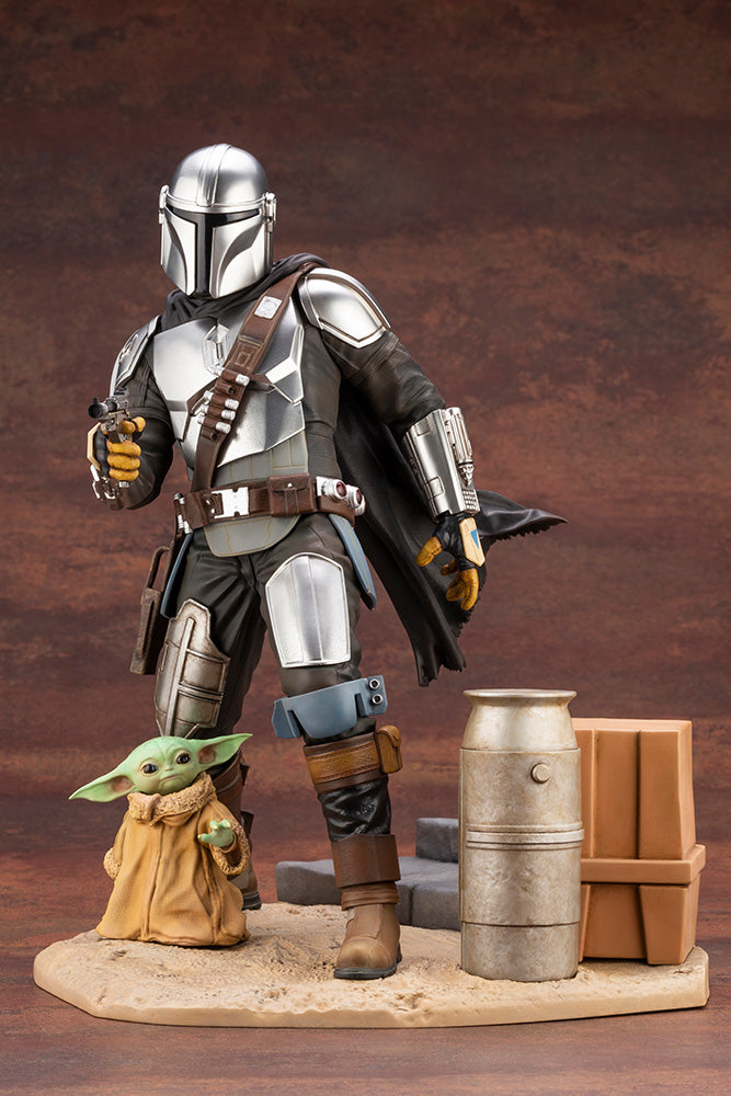 Star Wars Mandalorian & The Child ArtFX 1/7 Scale Pre-Painted Model Kit