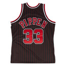 Chicago Bulls Scottie Pippen Alternate 1995-96 Swingman Jersey